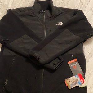 Mens North face jacket nwt